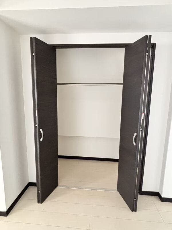Room image 14