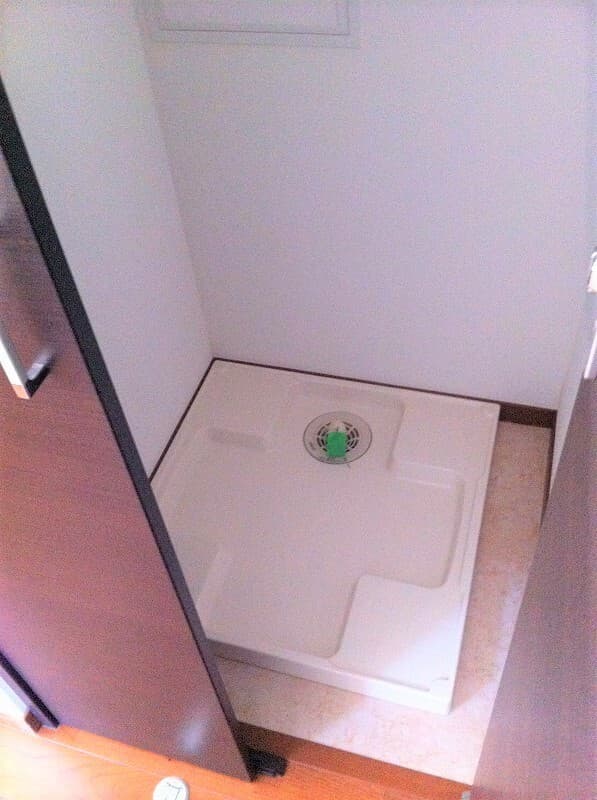 Room image 10