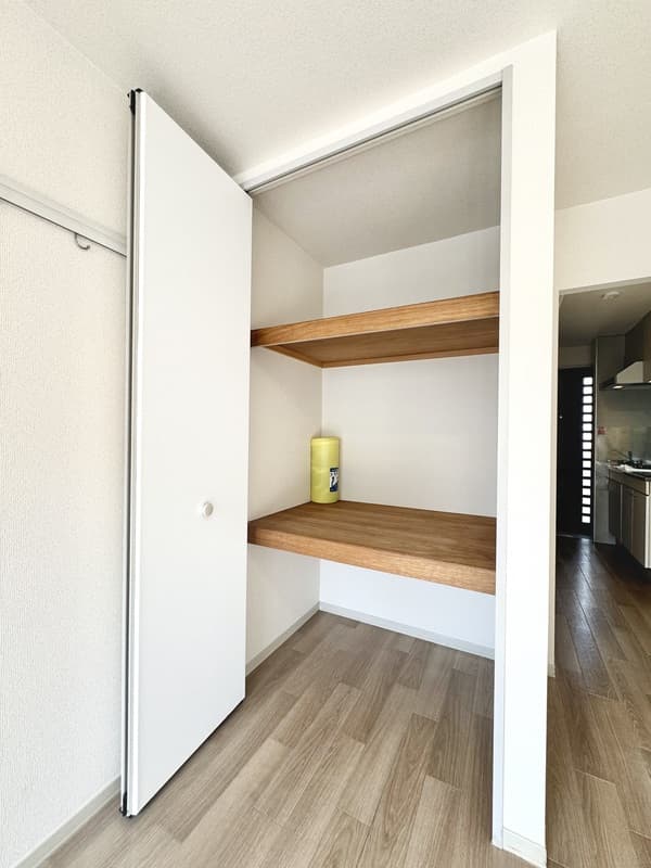Room image 10