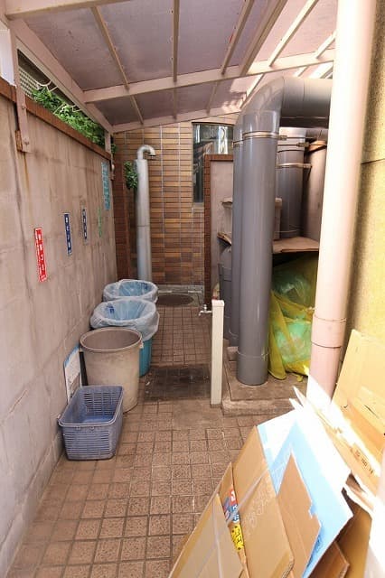 Room image 15