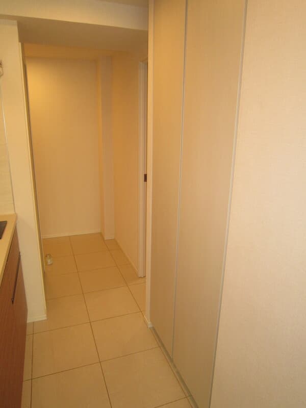 Room image 13