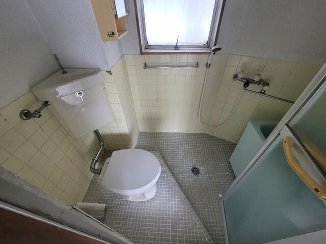 Room image 10