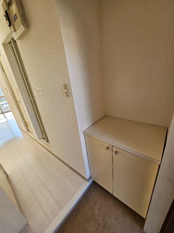 Room image 8