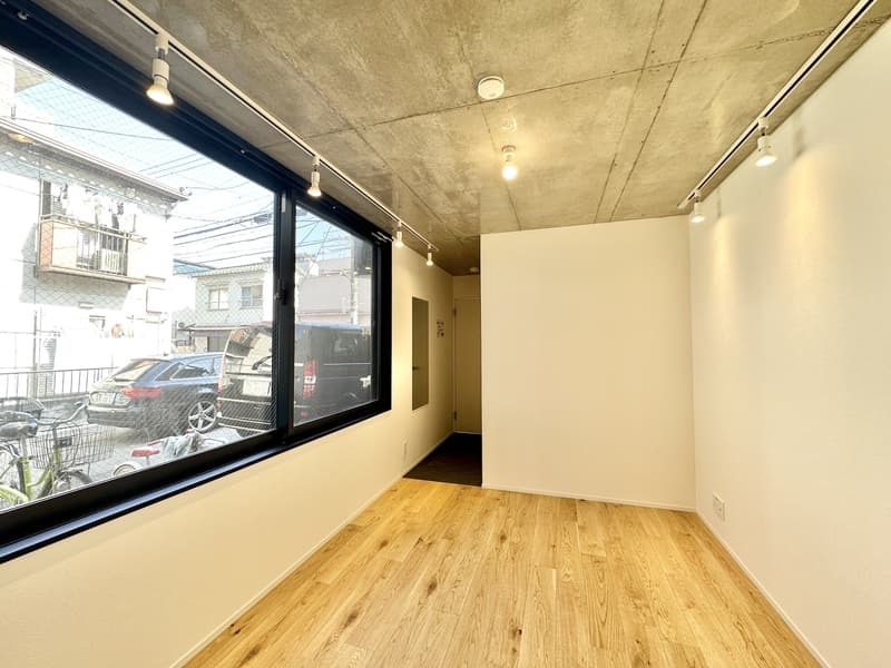 Room image 9