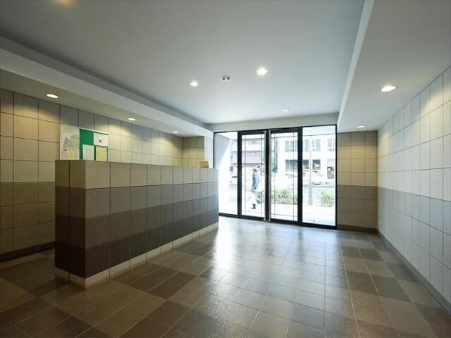 Room image 16