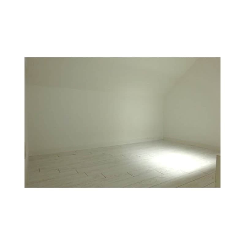 Room image 16