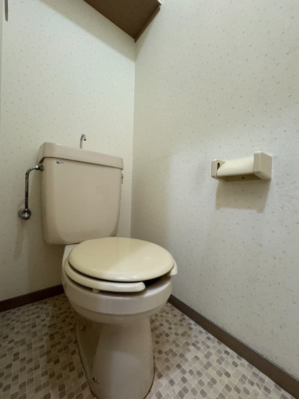 Room image 9