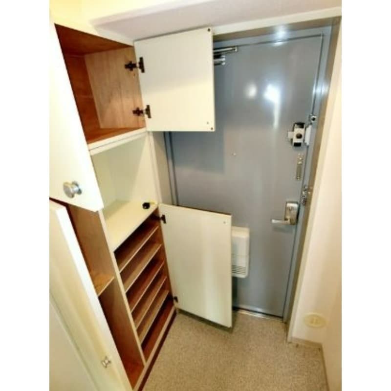 Room image 10