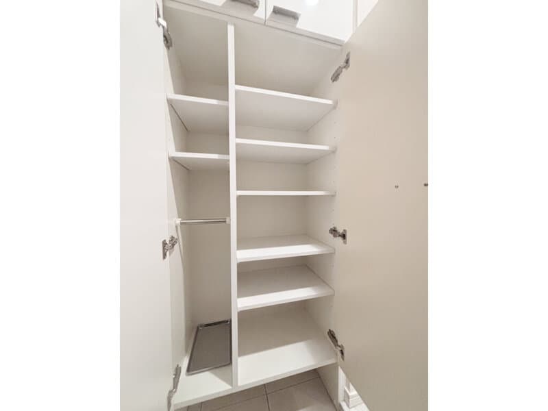 Room image 15