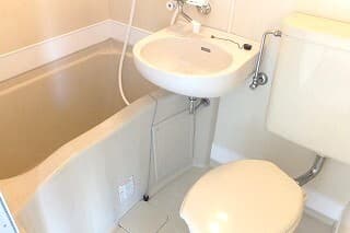 Room image 10
