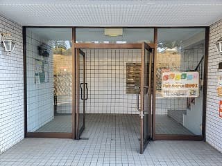 Room image 16