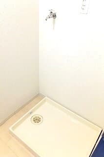 Room image 12