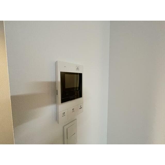 Room image 13