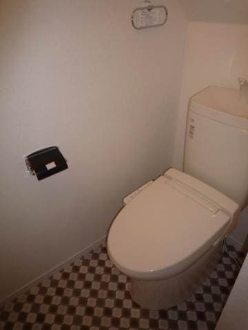 Room image 10