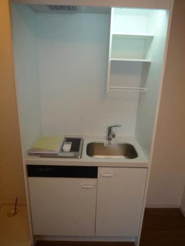 Room image 8