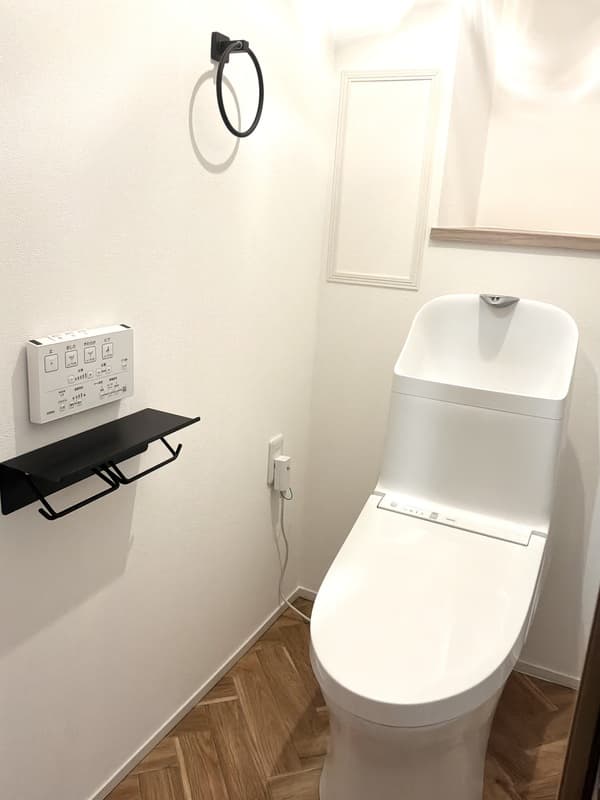 Room image 8
