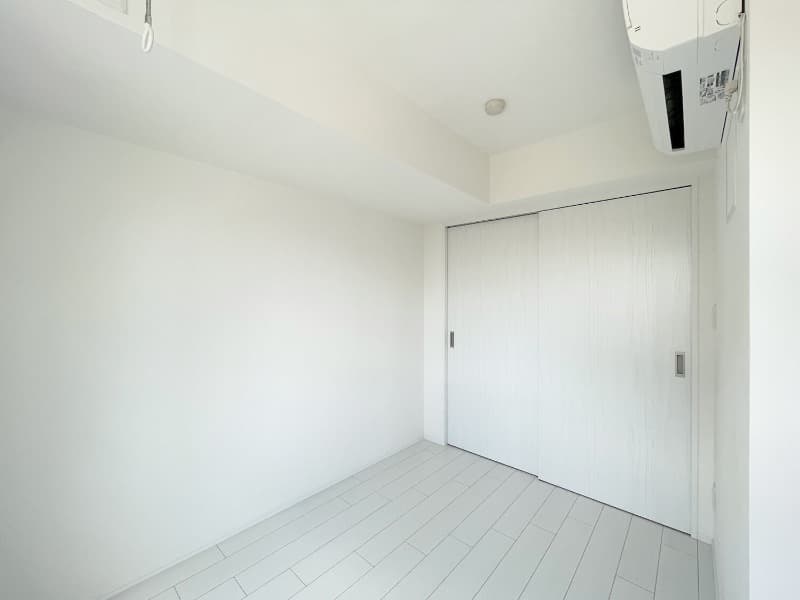 Room image 14