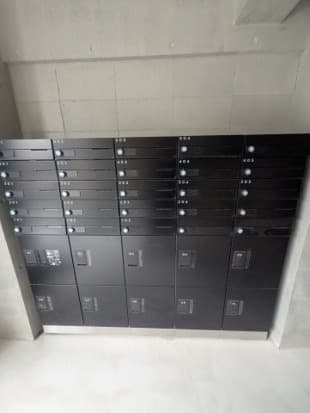 Room image 8