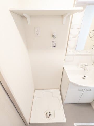 Room image 15