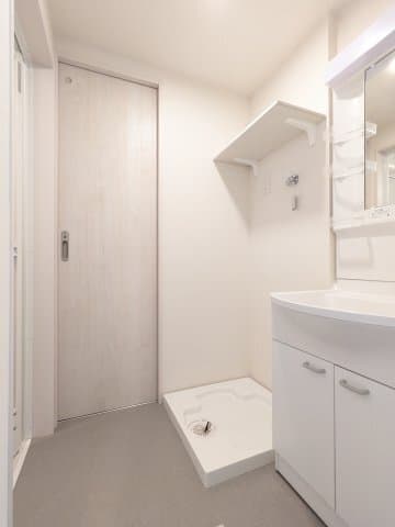 Room image 16