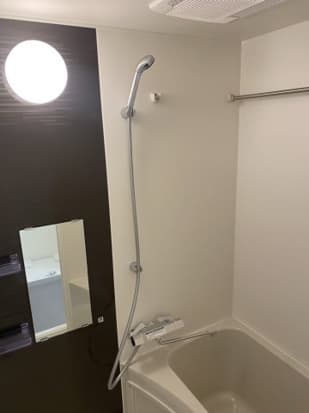 Room image 8