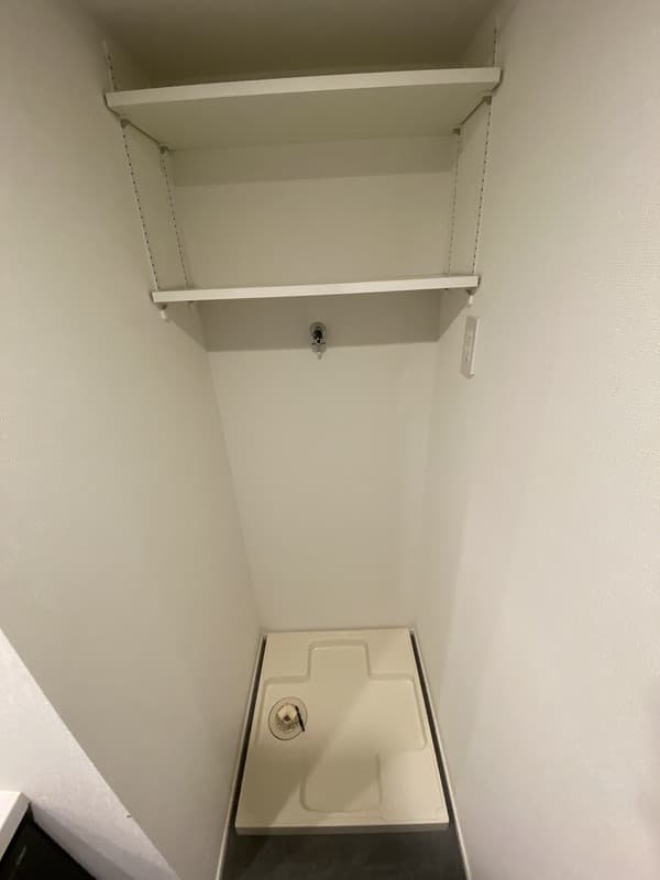 Room image 12