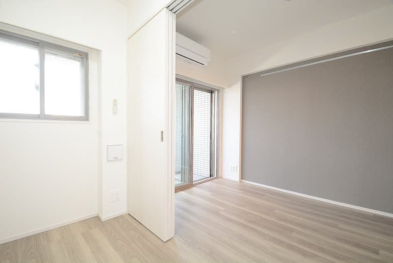 Room image 11