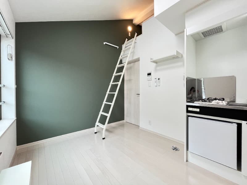 Room image 10