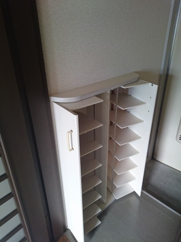 Room image 8