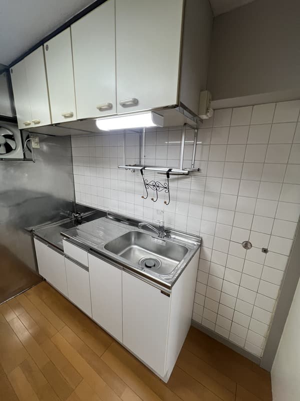 Room image 12