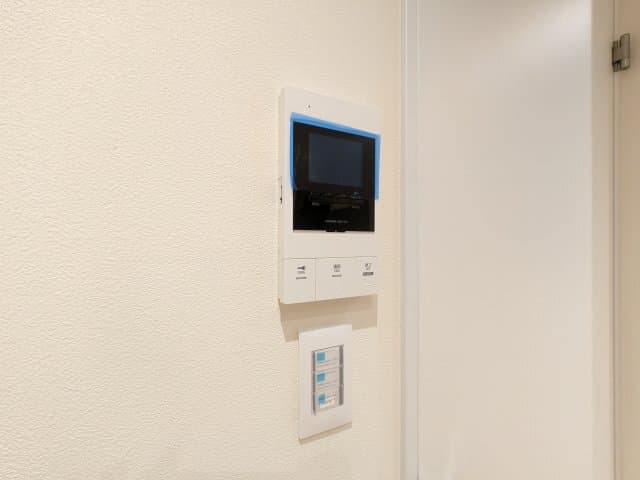 Room image 12