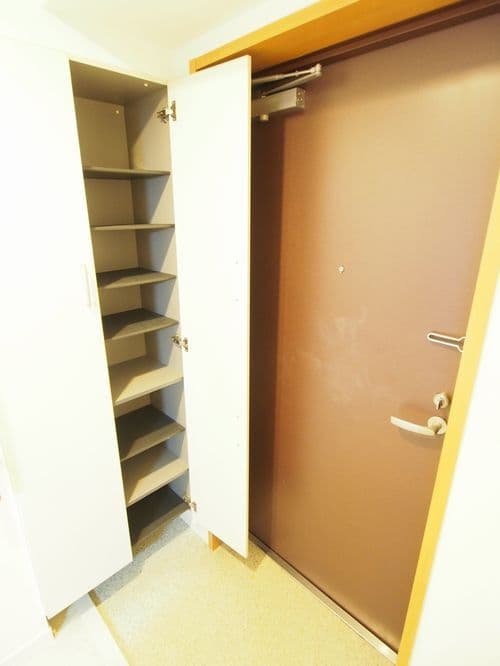 Room image 10