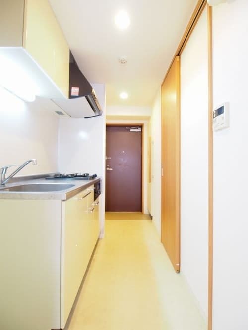 Room image 12