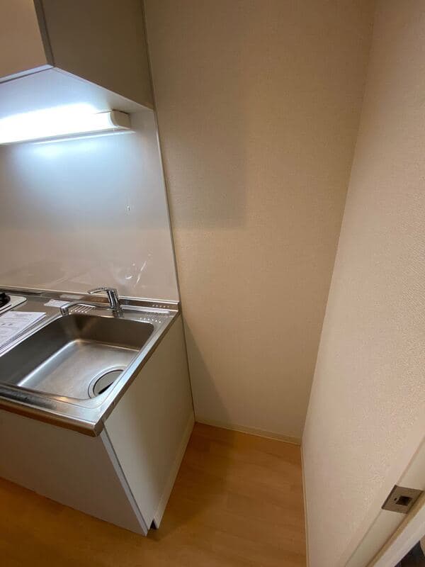Room image 12