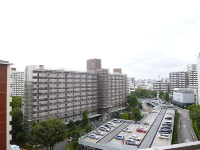 Room image 12