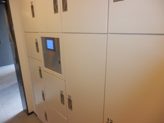 Room image 16