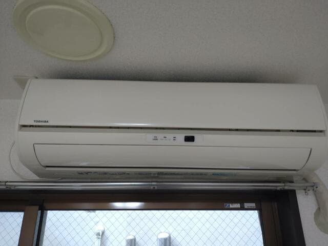Room image 8