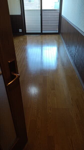 Room image 11