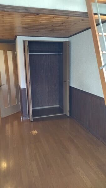 Room image 14