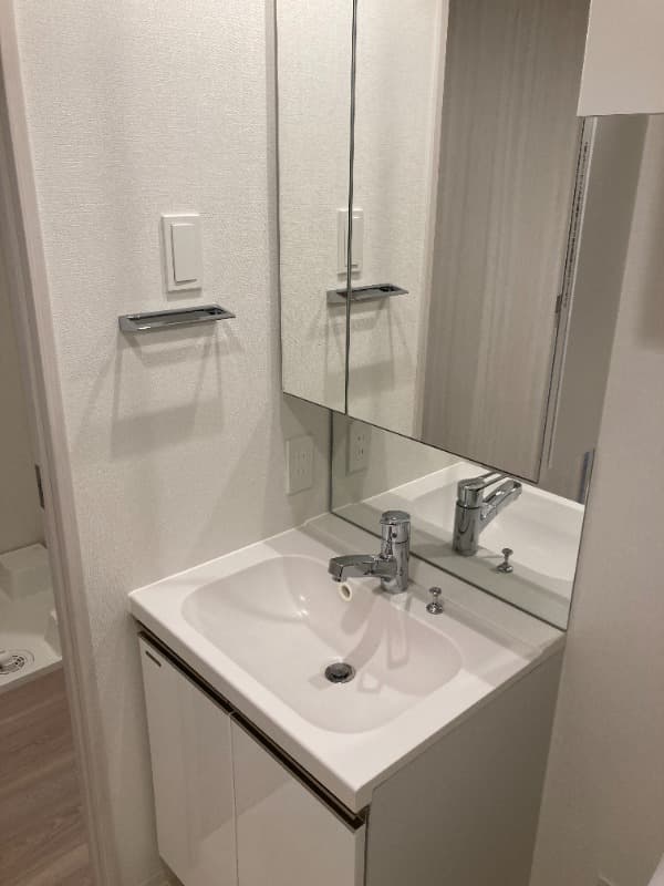 Room image 13