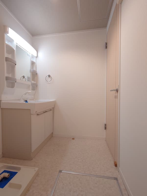 Room image 15