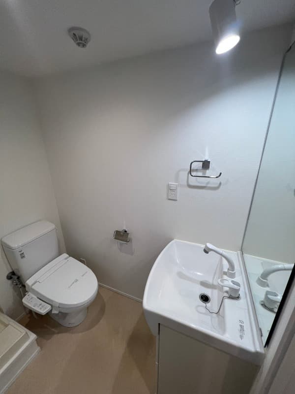 Room image 12