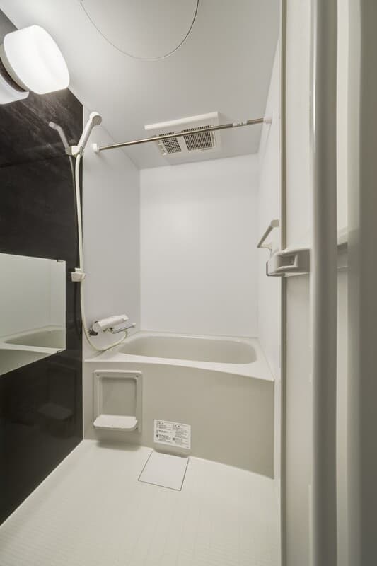 Room image 15