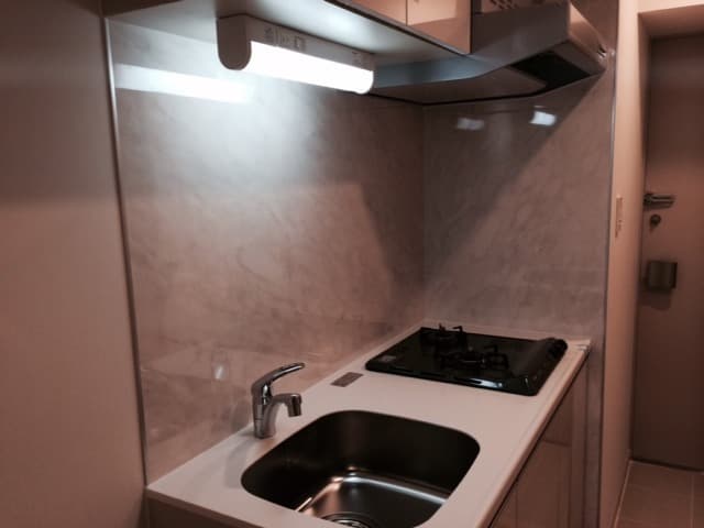 Room image 8