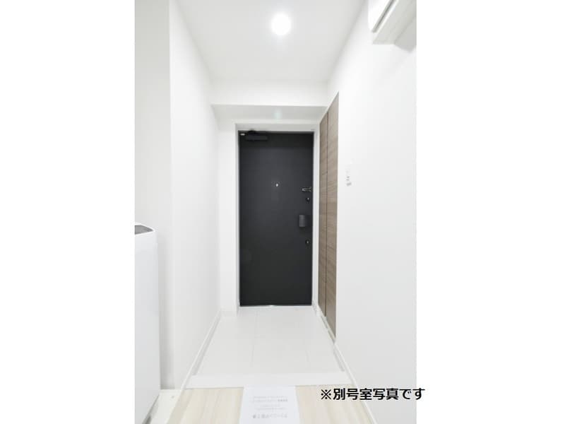 Room image 13
