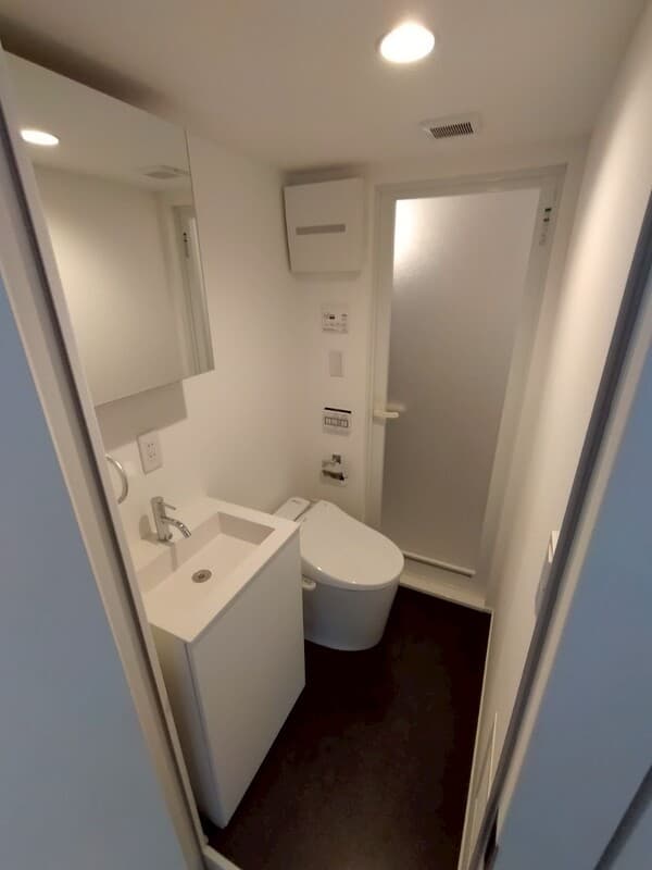 Room image 11