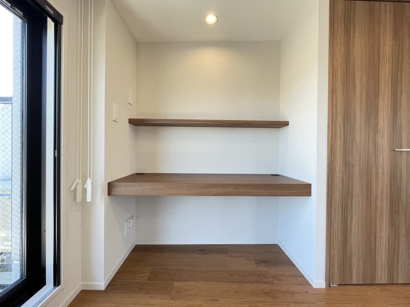 Room image 12