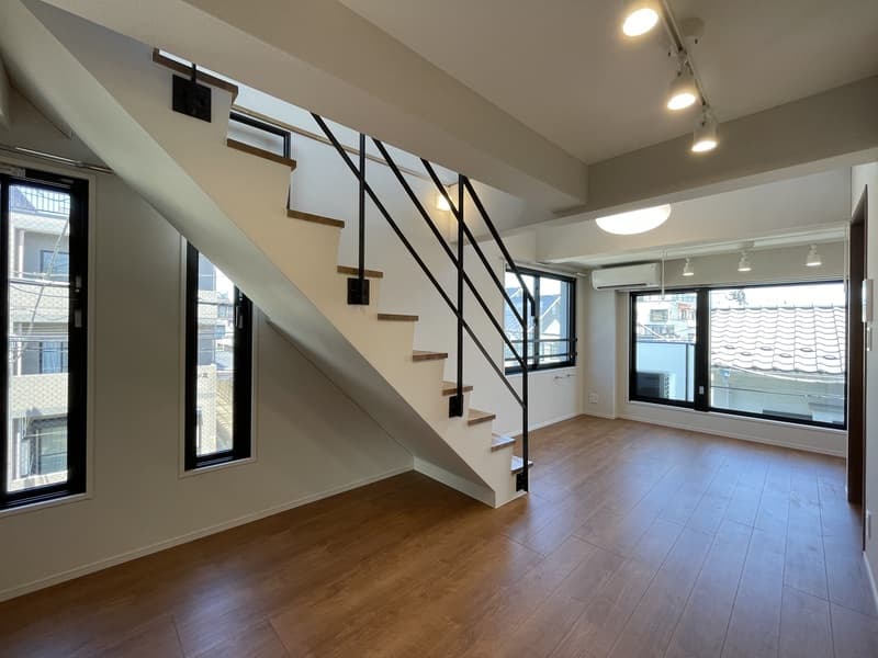Room image 9
