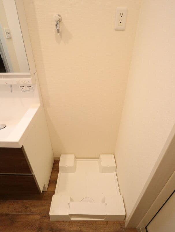 Room image 13