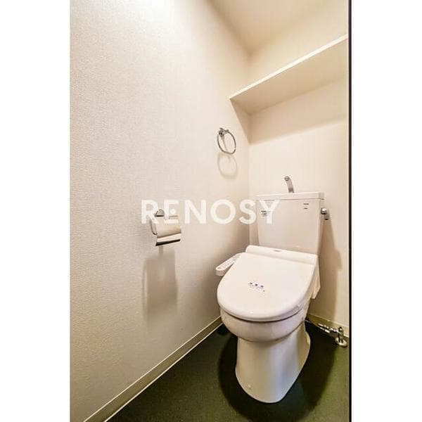 Room image 11